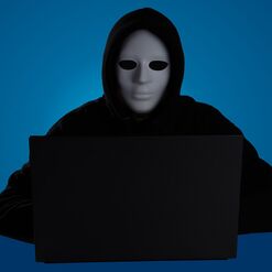Hacker mit Maske