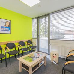 Foto: Wartezimmer Zahnarztpraxis