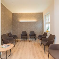 Foto: Wartezimmer Arztpraxis